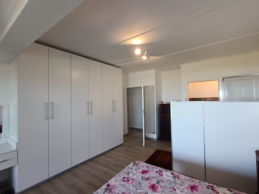 To Let 3 Bedroom Property for Rent in Glentana Western Cape